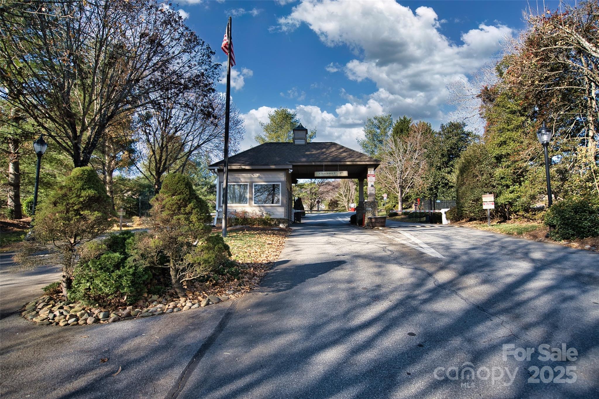 9999 Walnut Drive 166