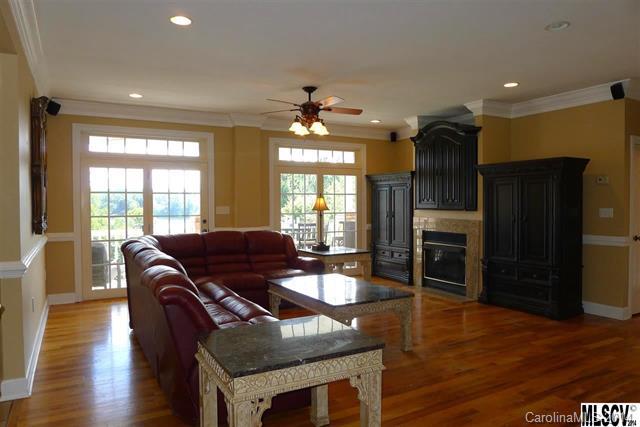 Anchors Landing - Residential