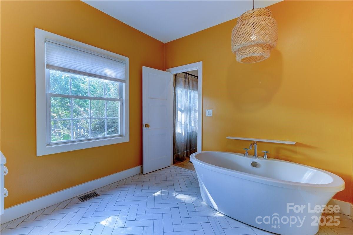 Midwood - Residential Lease