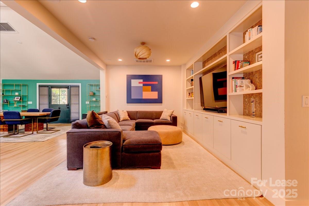 Midwood - Residential Lease