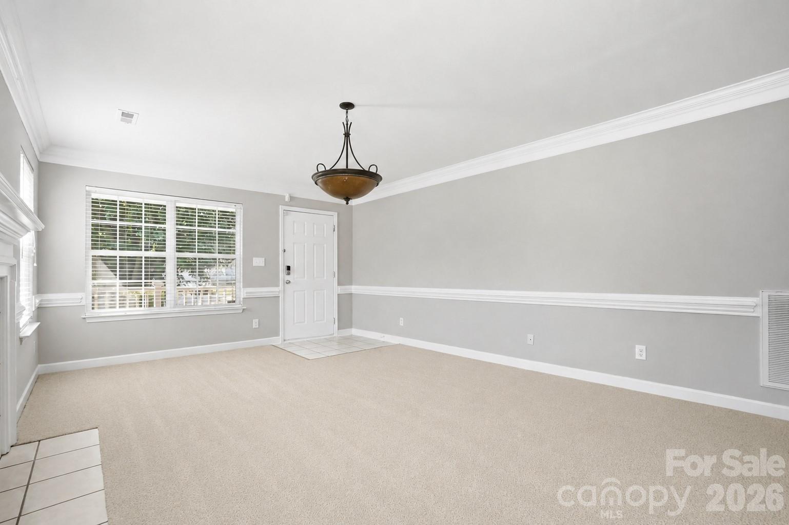 1135 Stonehenge Lane