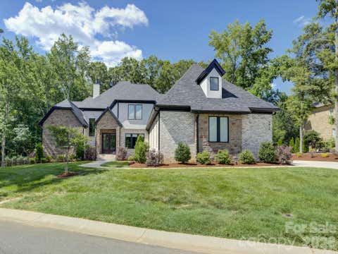 Photo of 1016 Sherringham Way, Waxhaw, NC 28173 (MLS # 4393458)
