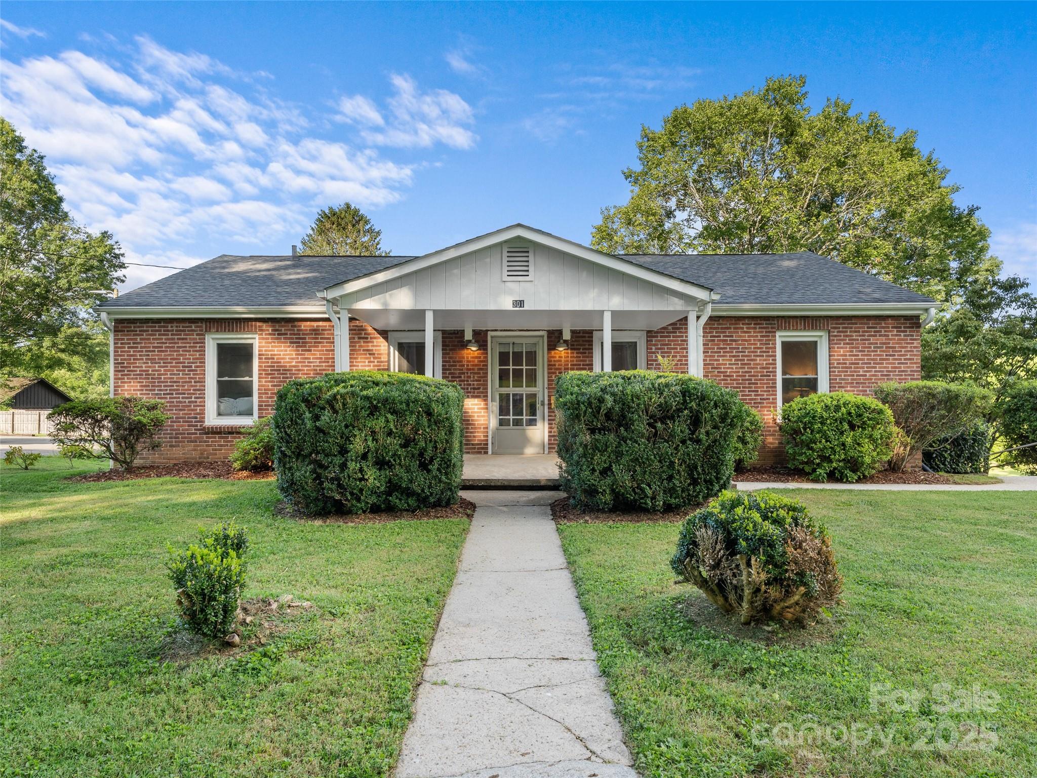 301 Carolina Avenue