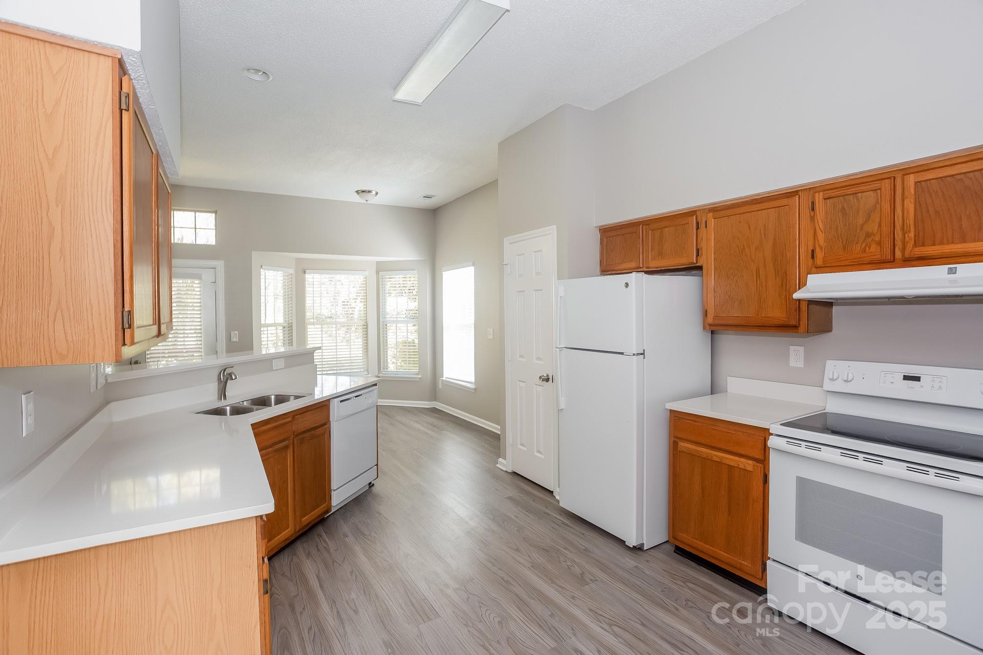 Meadows - Residential Lease