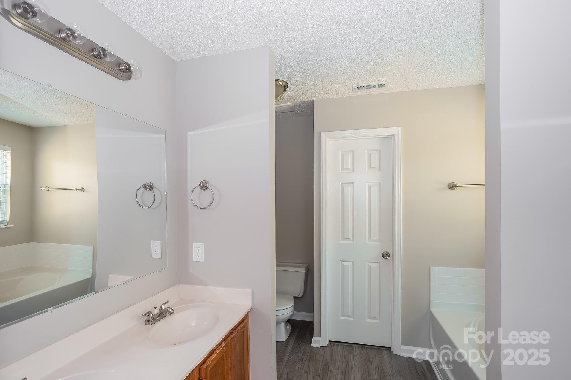 Meadows - Residential Lease