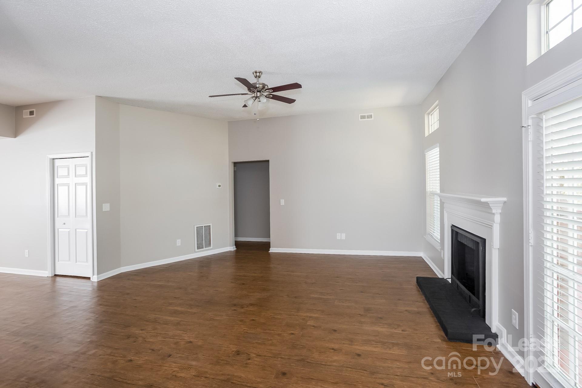 Meadows - Residential Lease