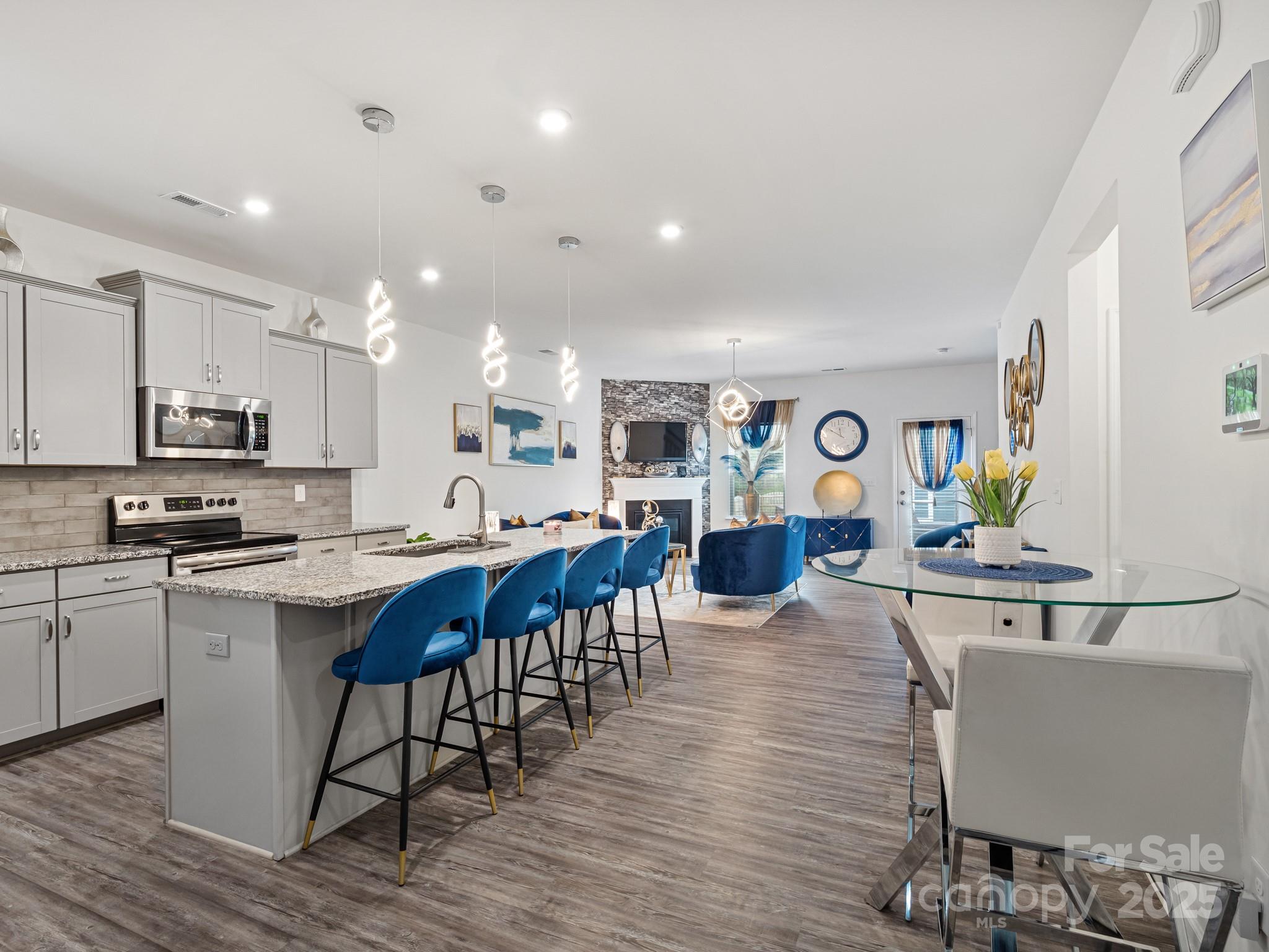 6381 Trinity Crossing Circle