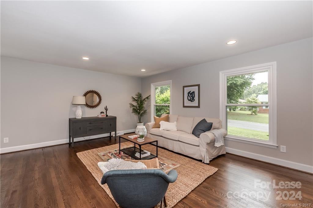Montclaire - Residential Lease