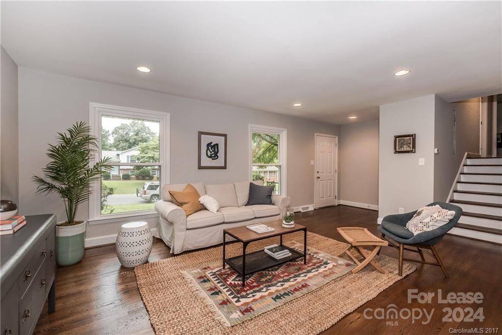 Montclaire - Residential Lease