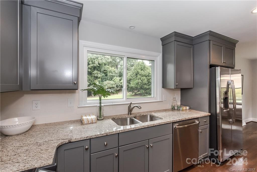 Montclaire - Residential Lease