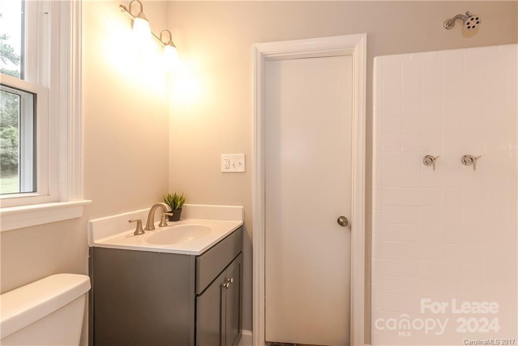 Montclaire - Residential Lease