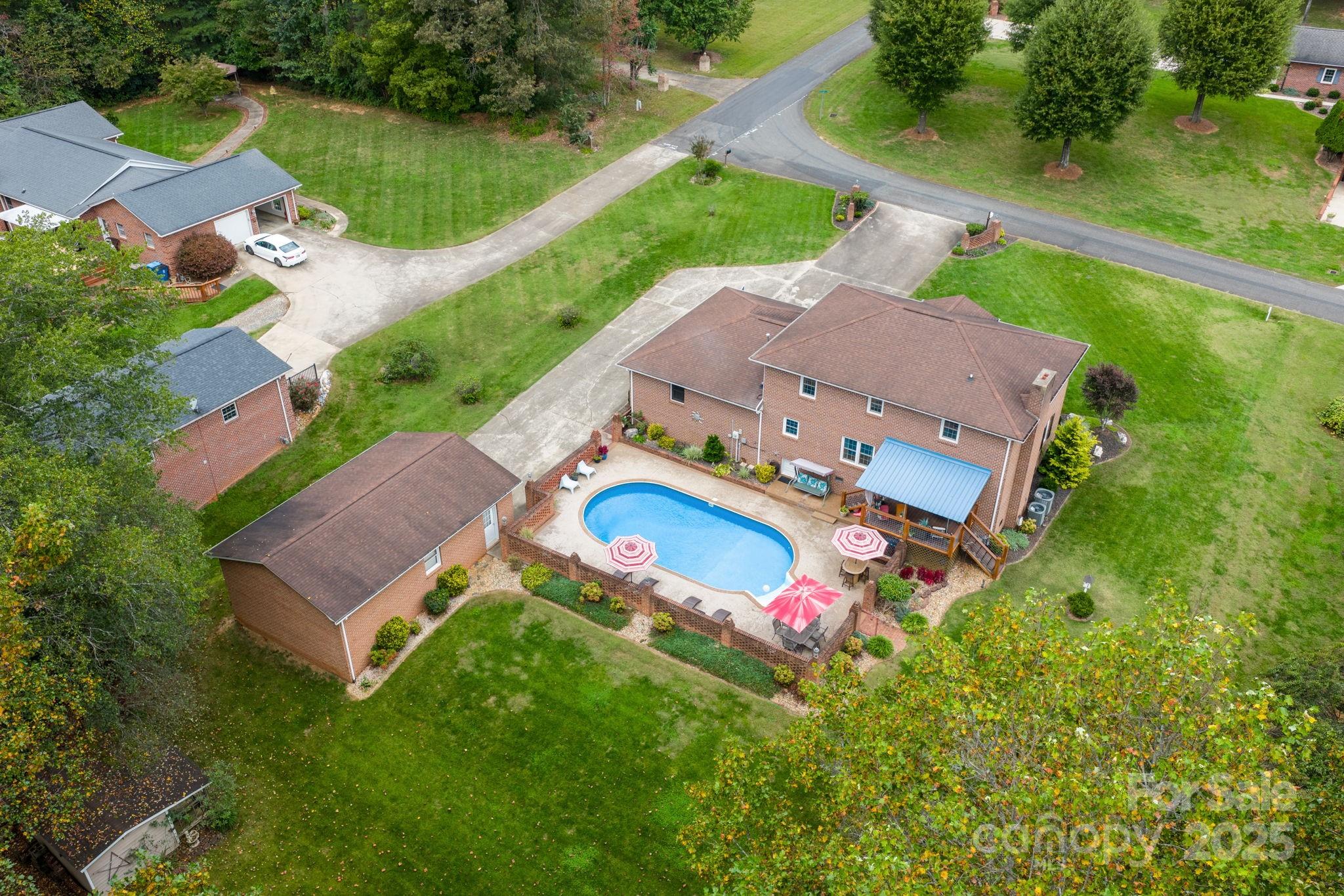 Oakmont Estates - Residential