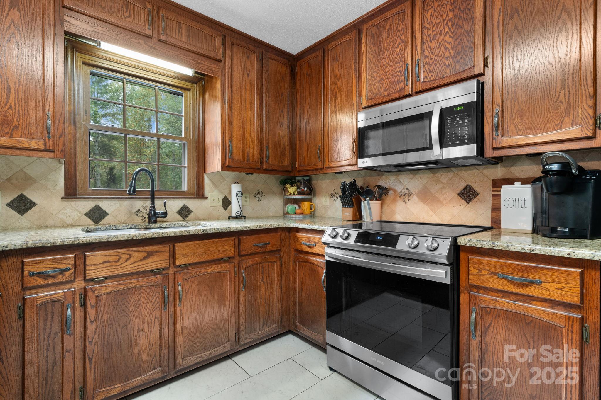 Oakmont Estates - Residential