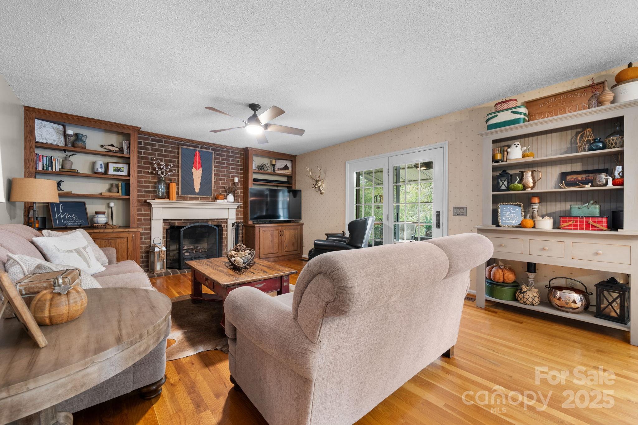 Oakmont Estates - Residential