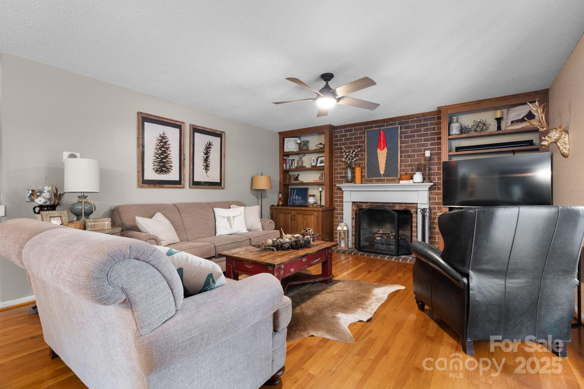 Oakmont Estates - Residential