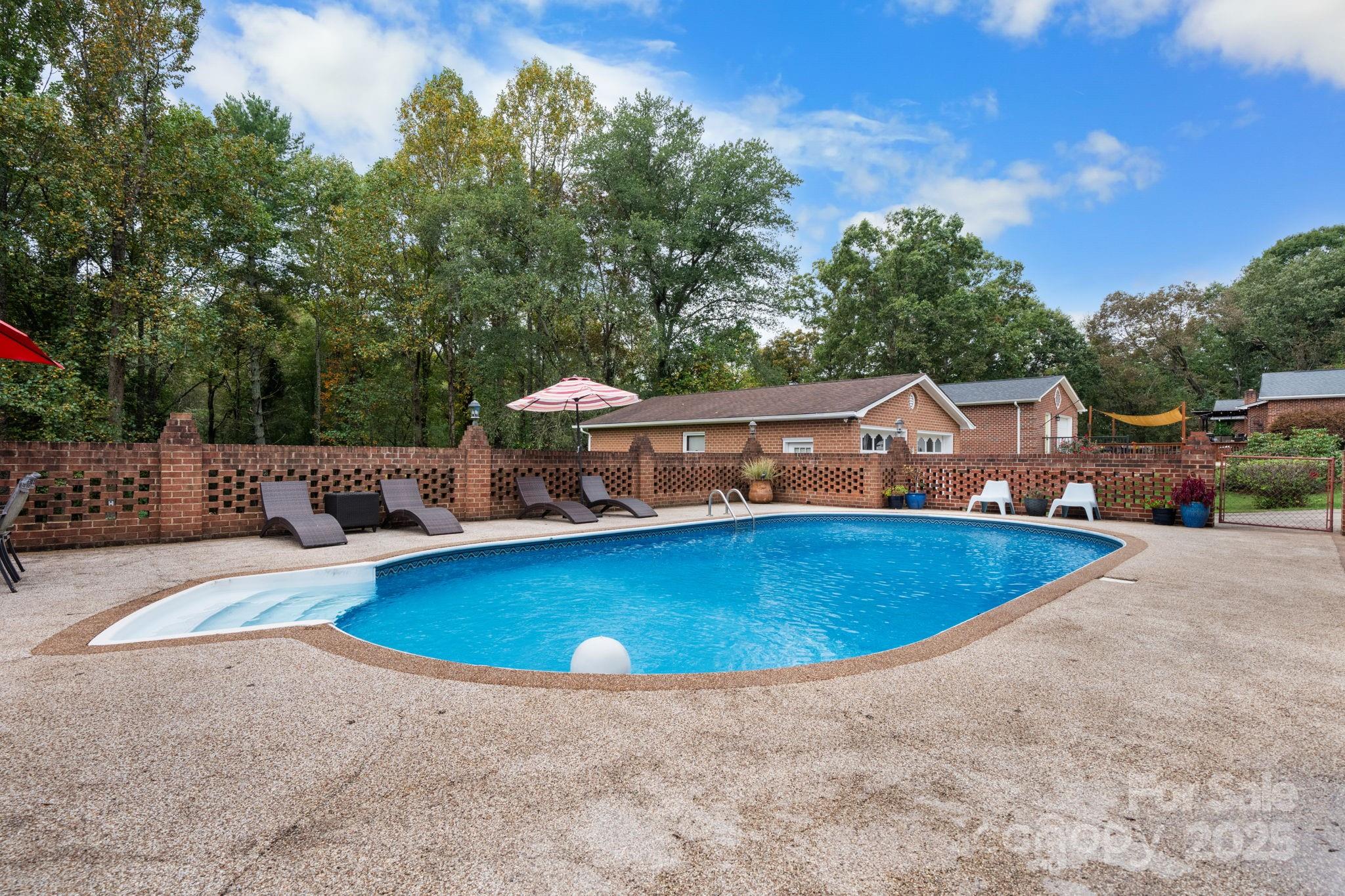 Oakmont Estates - Residential