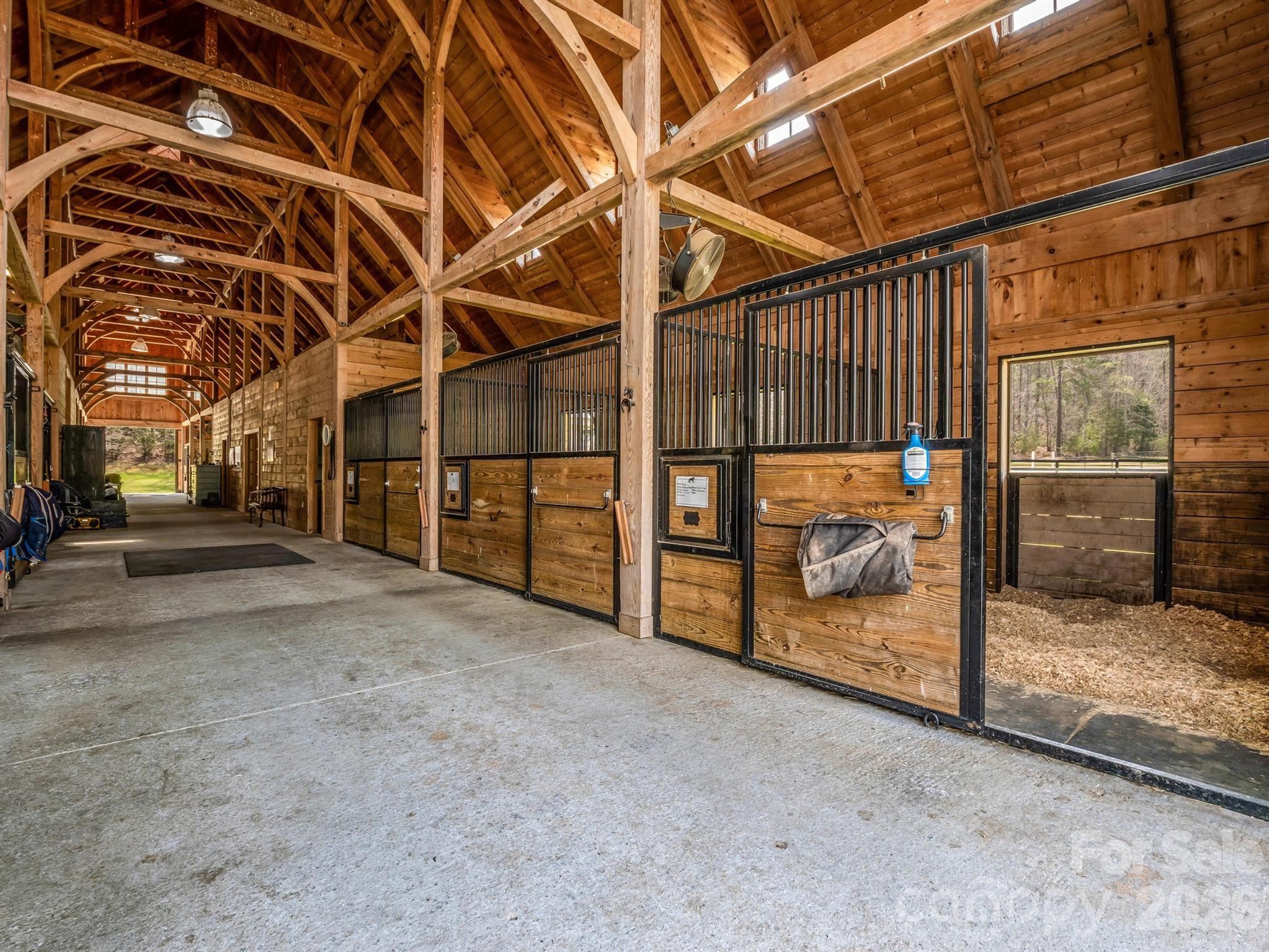 Brights Creek - Land