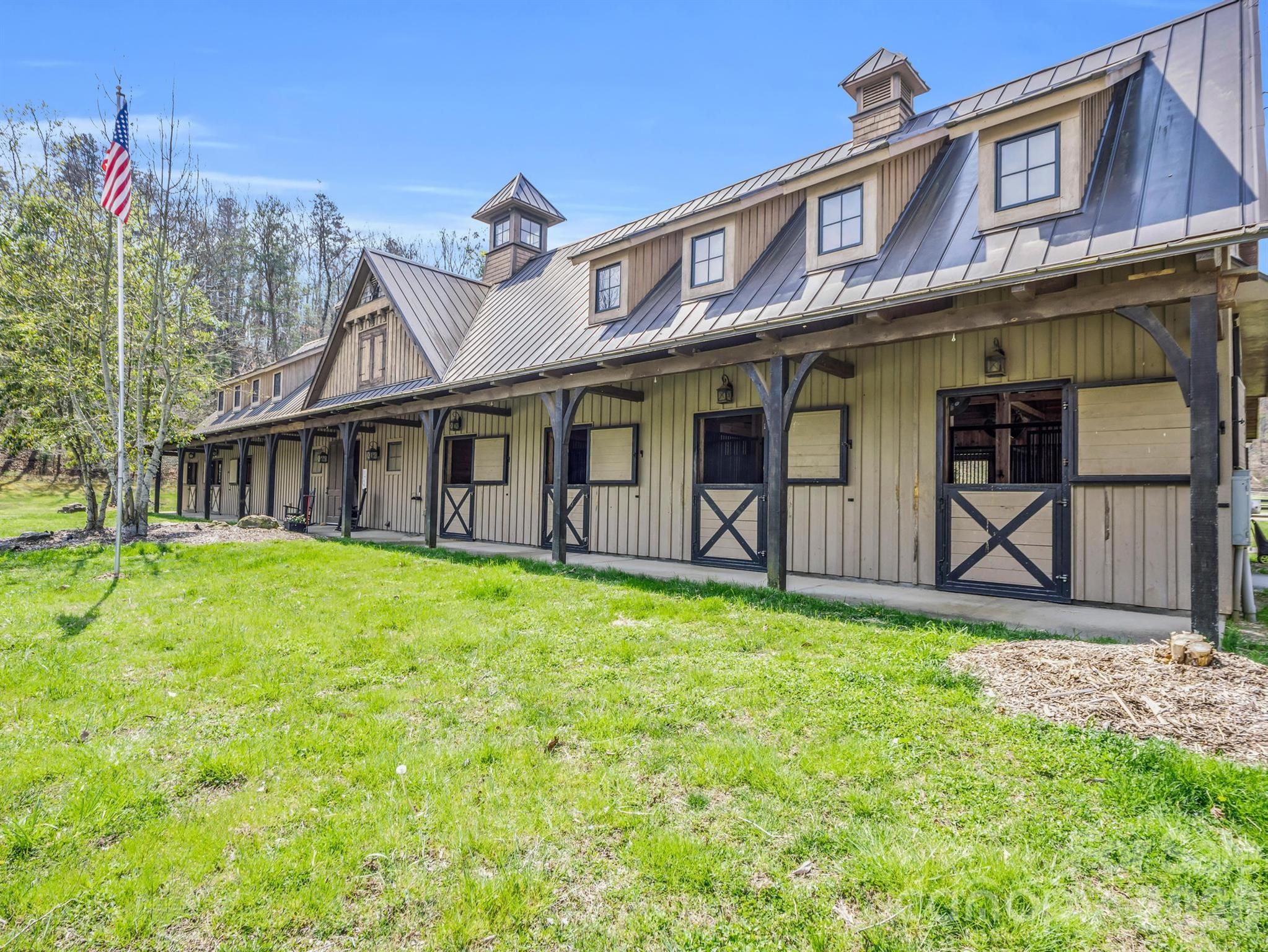 Brights Creek - Land