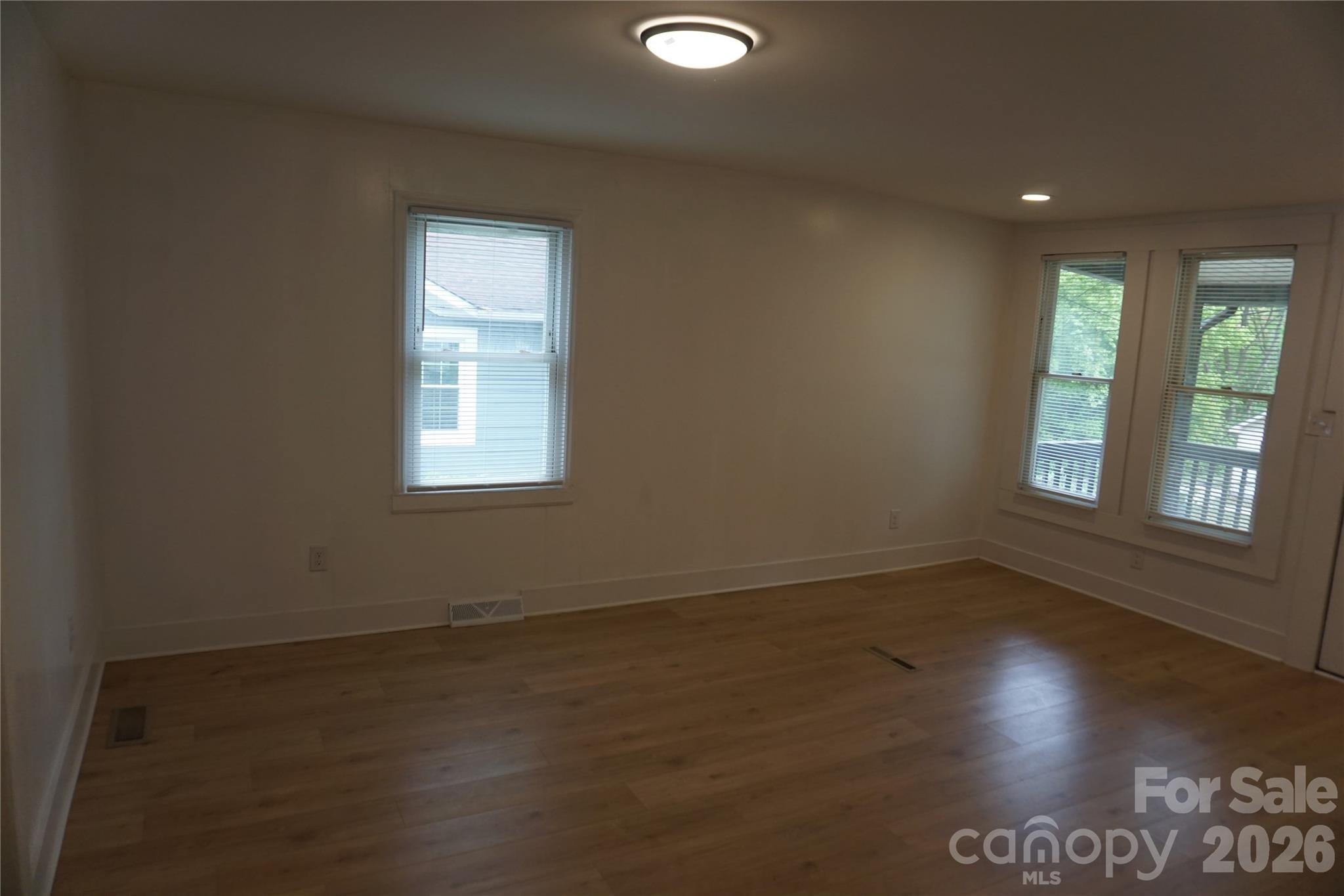 Oakwood Park - Residential