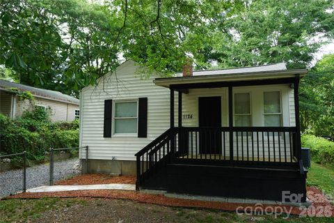 Photo of 1124 W Mauney Avenue, Gastonia, NC 28052 (MLS # 4377783)