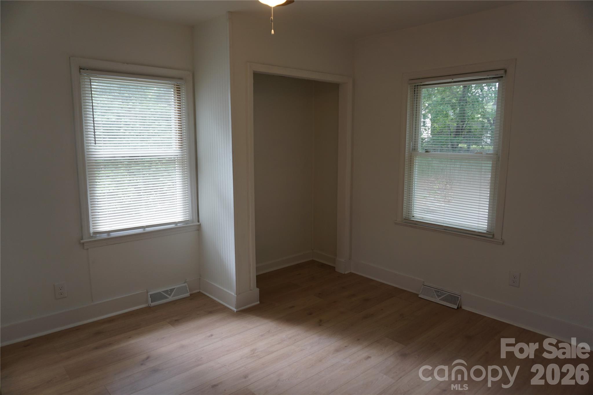 Oakwood Park - Residential