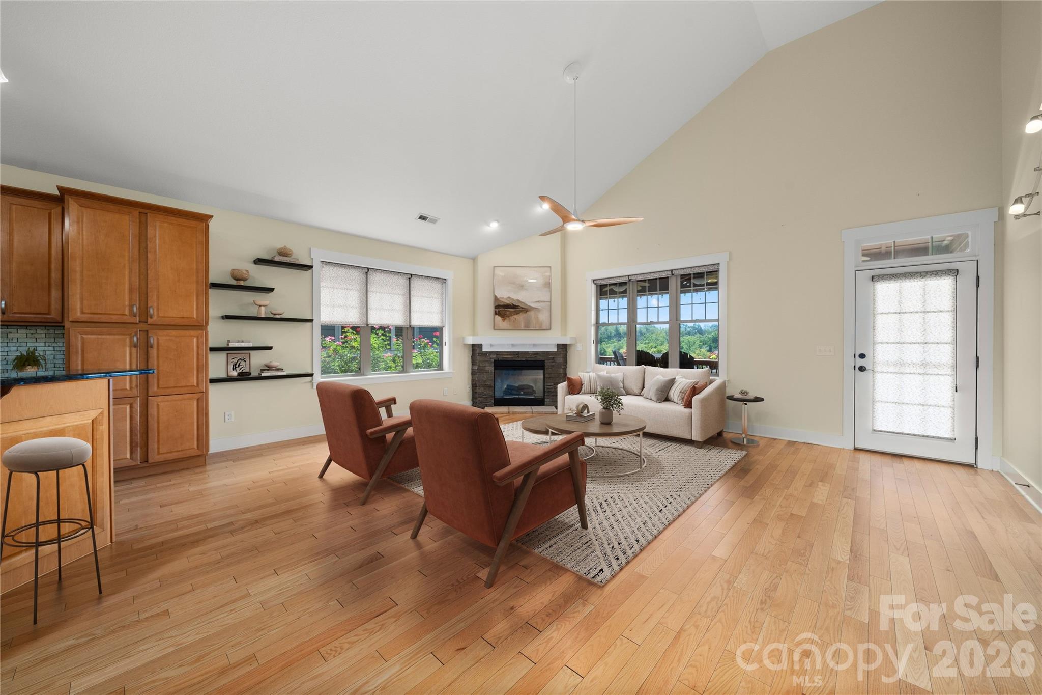 3 Holland Mountain View