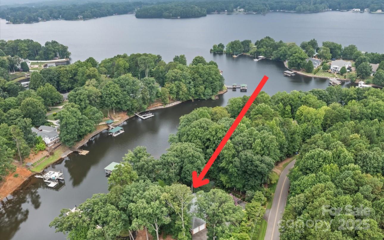 502 Lakeview Shores Loop