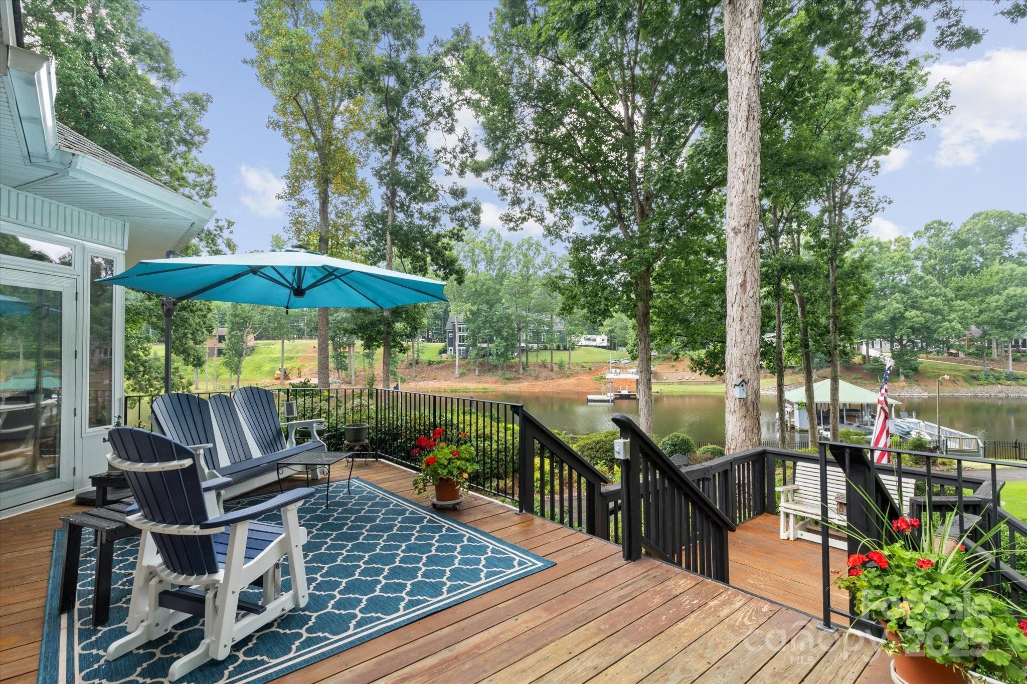 502 Lakeview Shores Loop