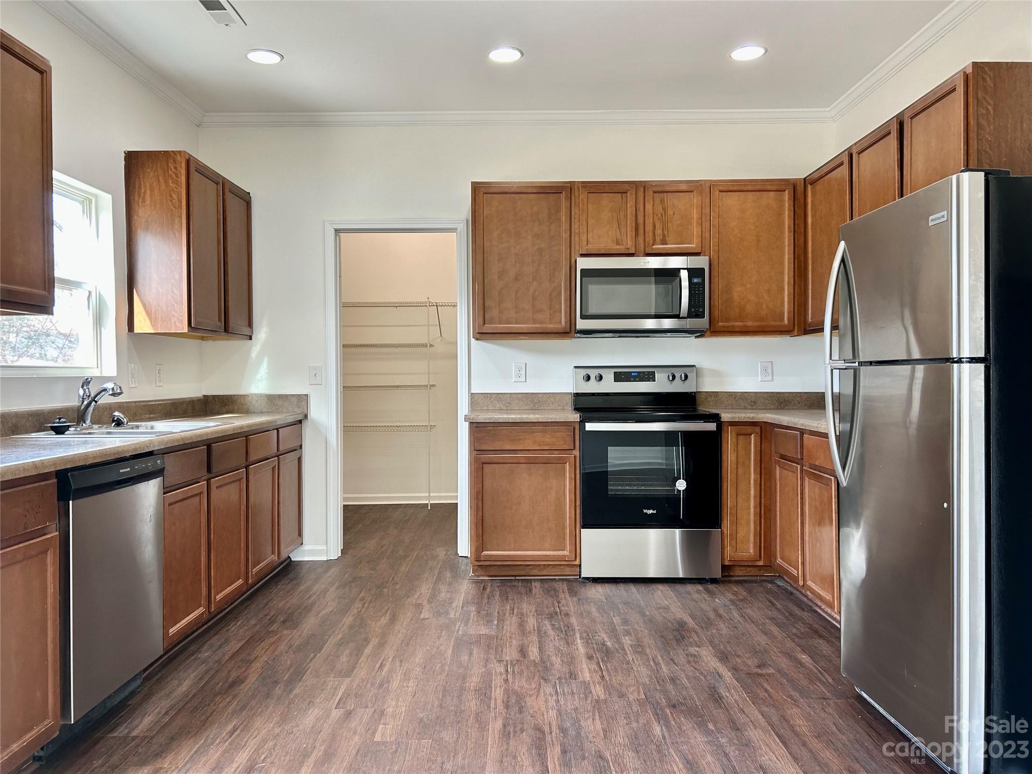 Willow Creek - Residential