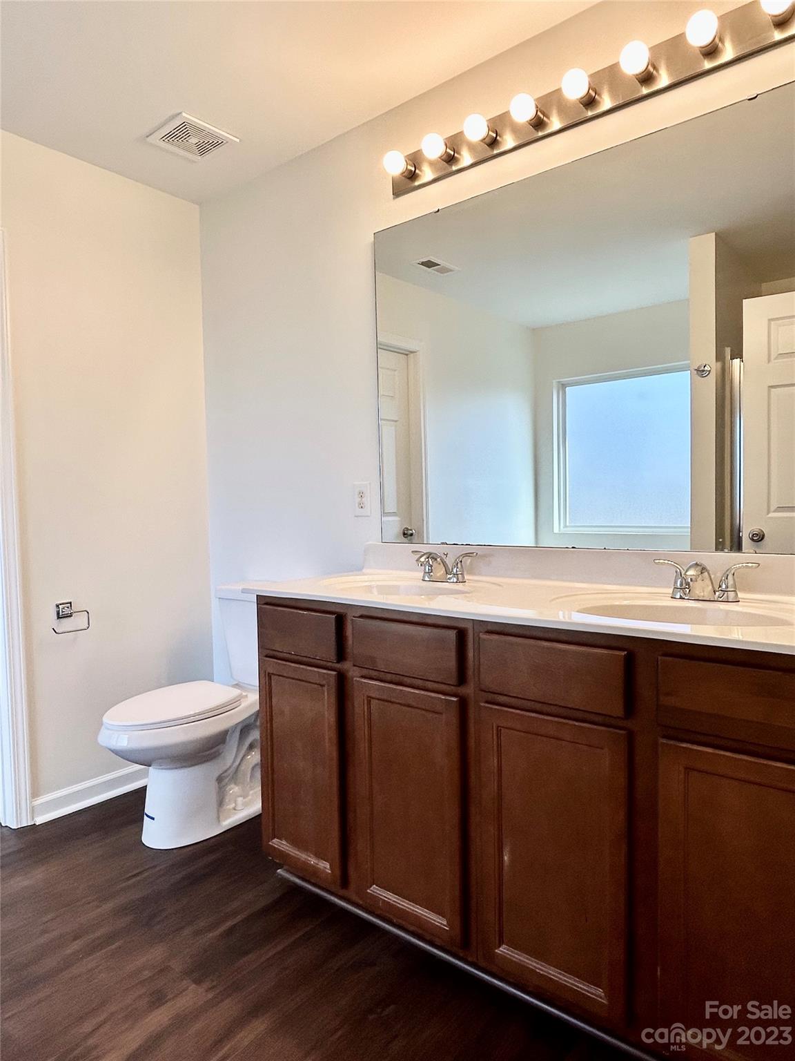 Willow Creek - Residential