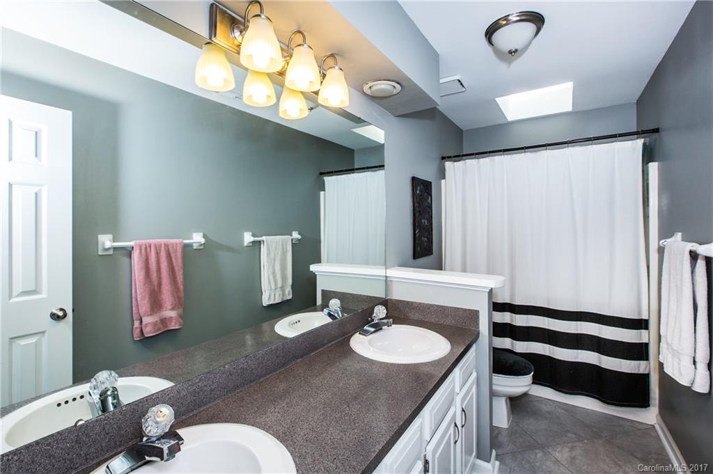 Hampton Green - Residential