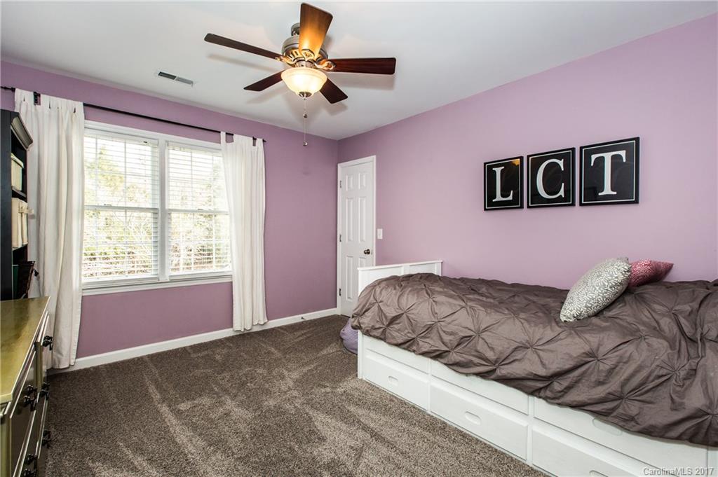 Hampton Green - Residential