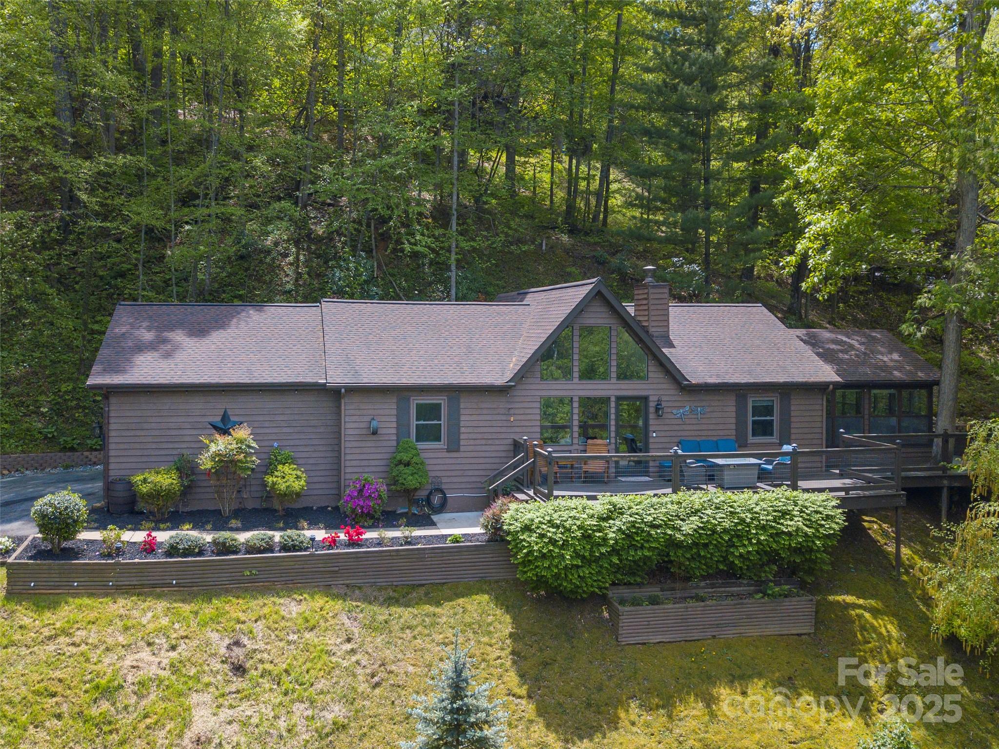 14 Bellewood Drive
