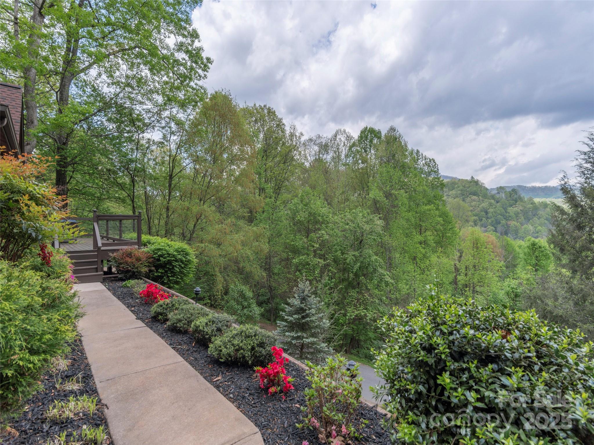 14 Bellewood Drive