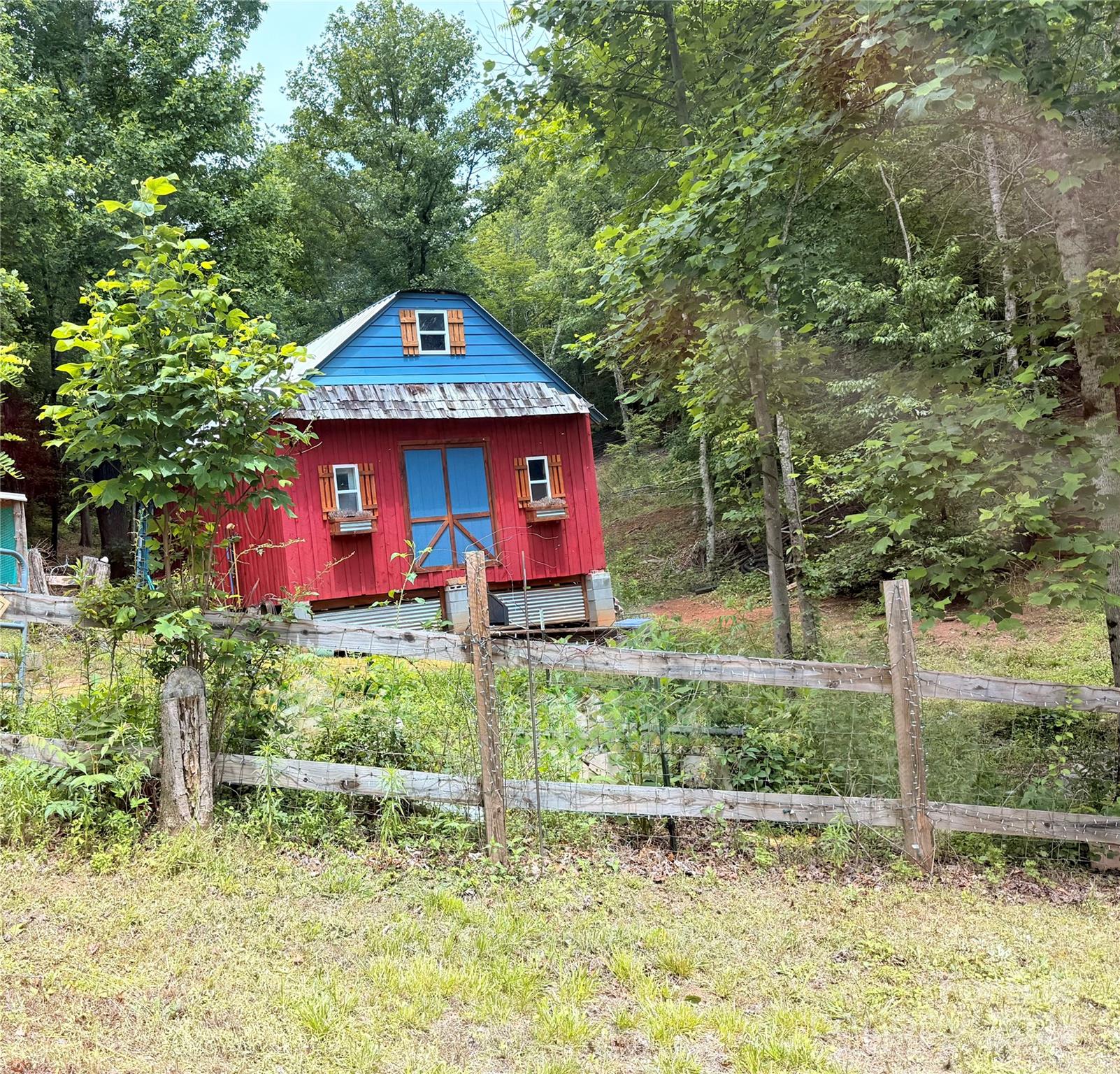 1318 Laughter Road