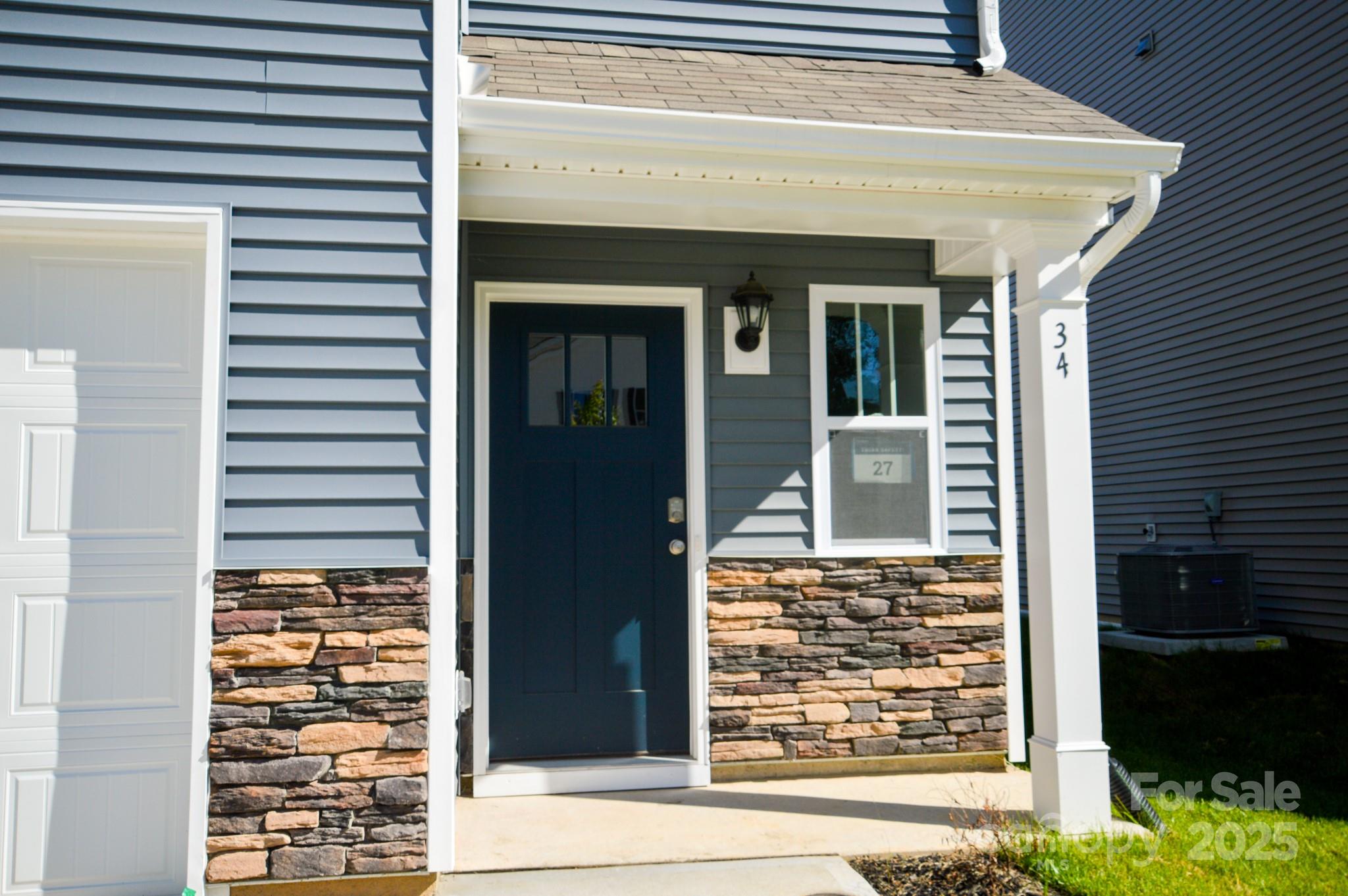 34 Lillian Lane