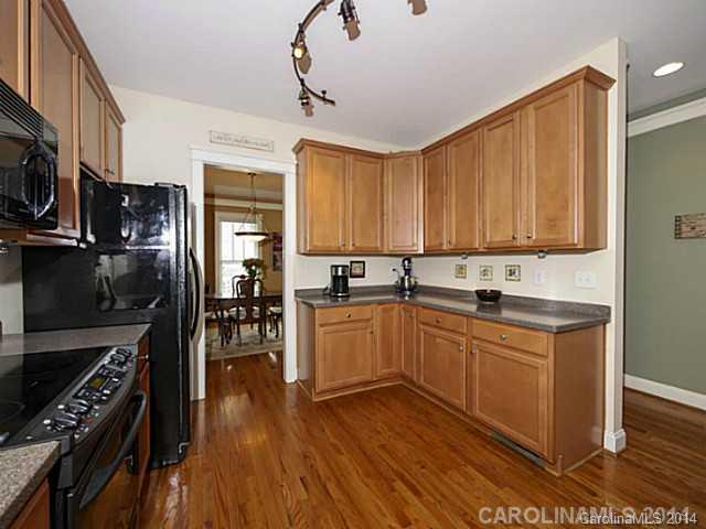 Lake Shore - Residential