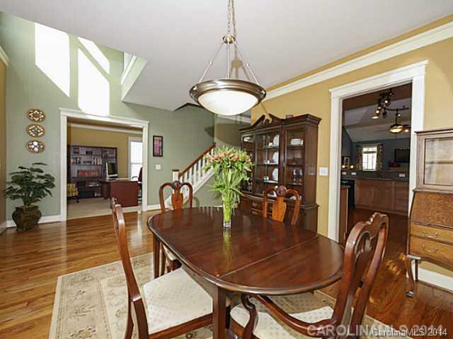 Lake Shore - Residential