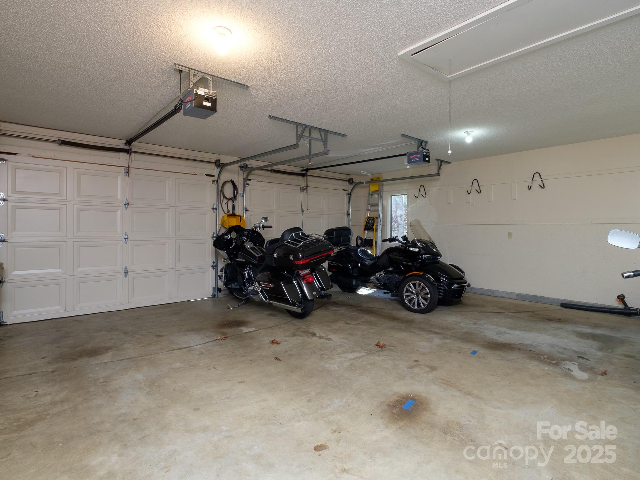 Connestee Falls - Residential