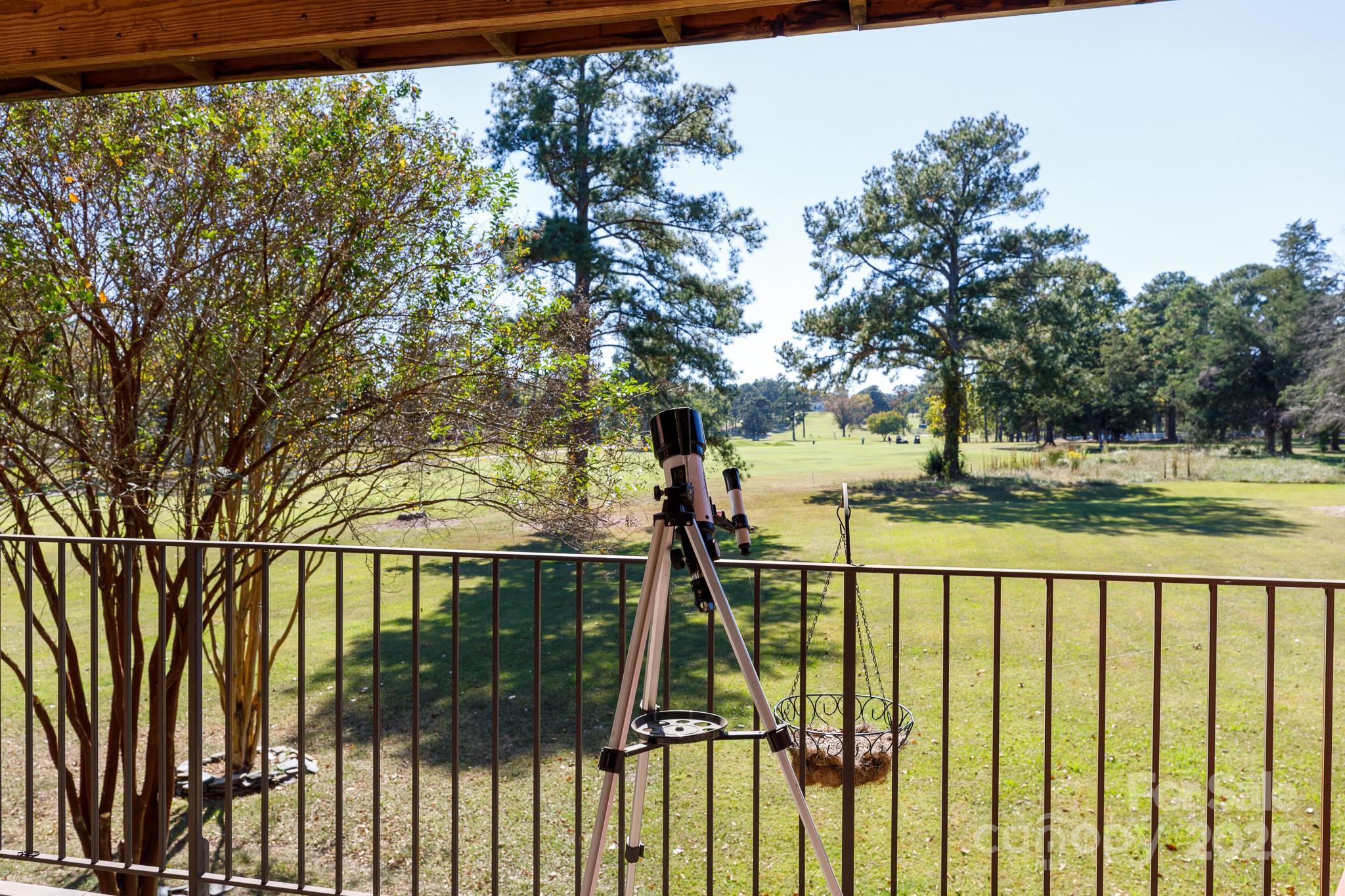 Country Club Estates - Residential