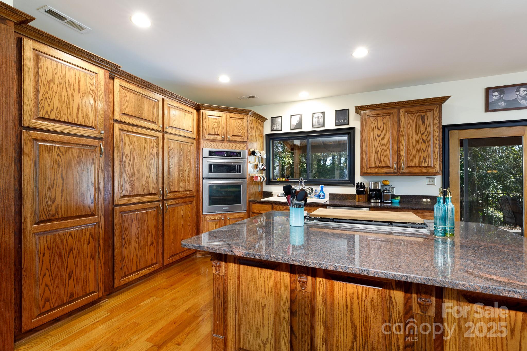 Country Club Estates - Residential