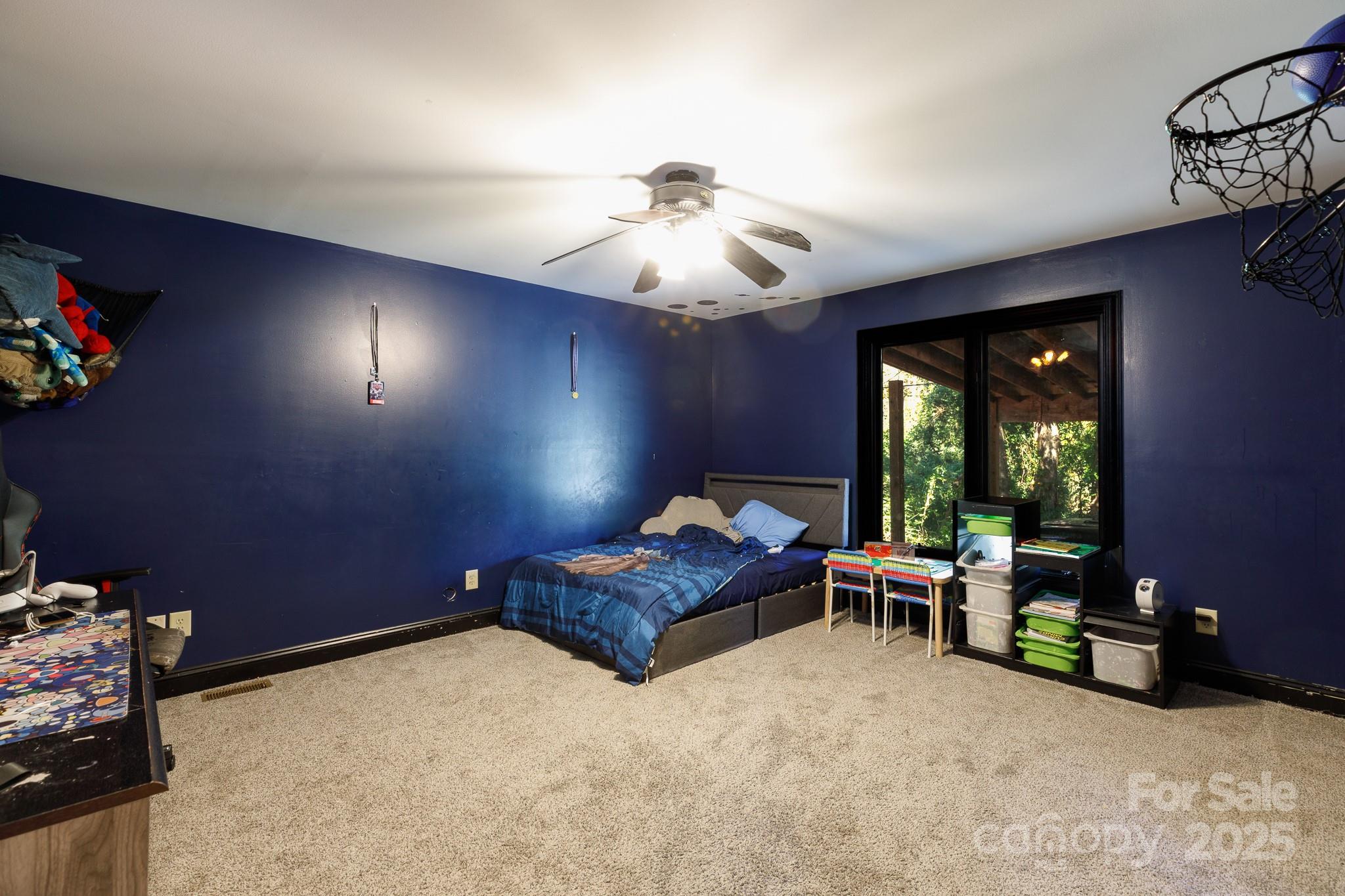 Country Club Estates - Residential