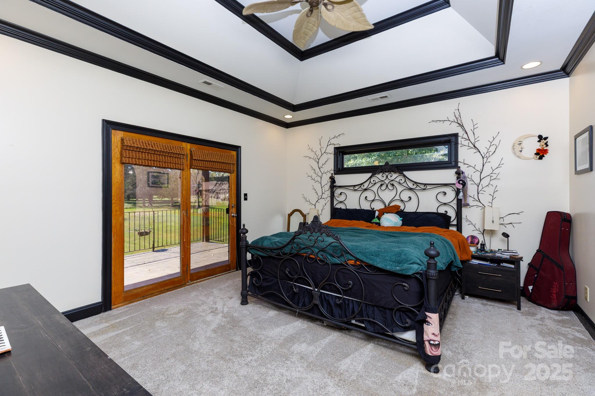 Country Club Estates - Residential