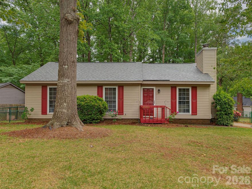 Great Ranch Style Home in a quiet neighborhood of Mint Hill a Move in Ready. Vaulted ceiling in the Living Room with a cozy fireplace to enjoy zipping a cup of coffee or your favorite tea. Enjoy your meals in the dining Area off the Kitchen. The Kitchen has plenty of Storage space for all your needs and newer appliances make the Kitchen a place to cook your delicious meals while you can enjoy overlooking to the back yard the beautiful trees. The primary bedroom has a dressing area with a sink that connects to the Full Bathroom. 
The Laundry area is very conveniently located in the Hallway. Back yard fence if perfect for your pets and Privacy.
It is a Must-See Property don't miss this opportunity to Live in the great city of Mint Hill.