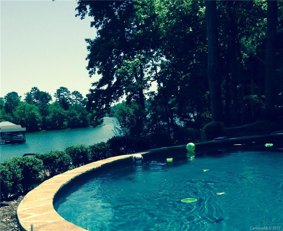 Tega Cay - Residential