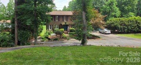 Photo of 3110 Ninth Tee Drive, Newton, NC 28658 (MLS # 4390322)