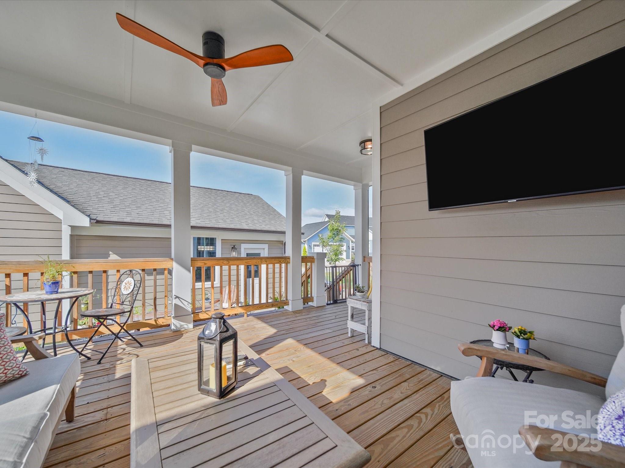 Riverwalk - Residential