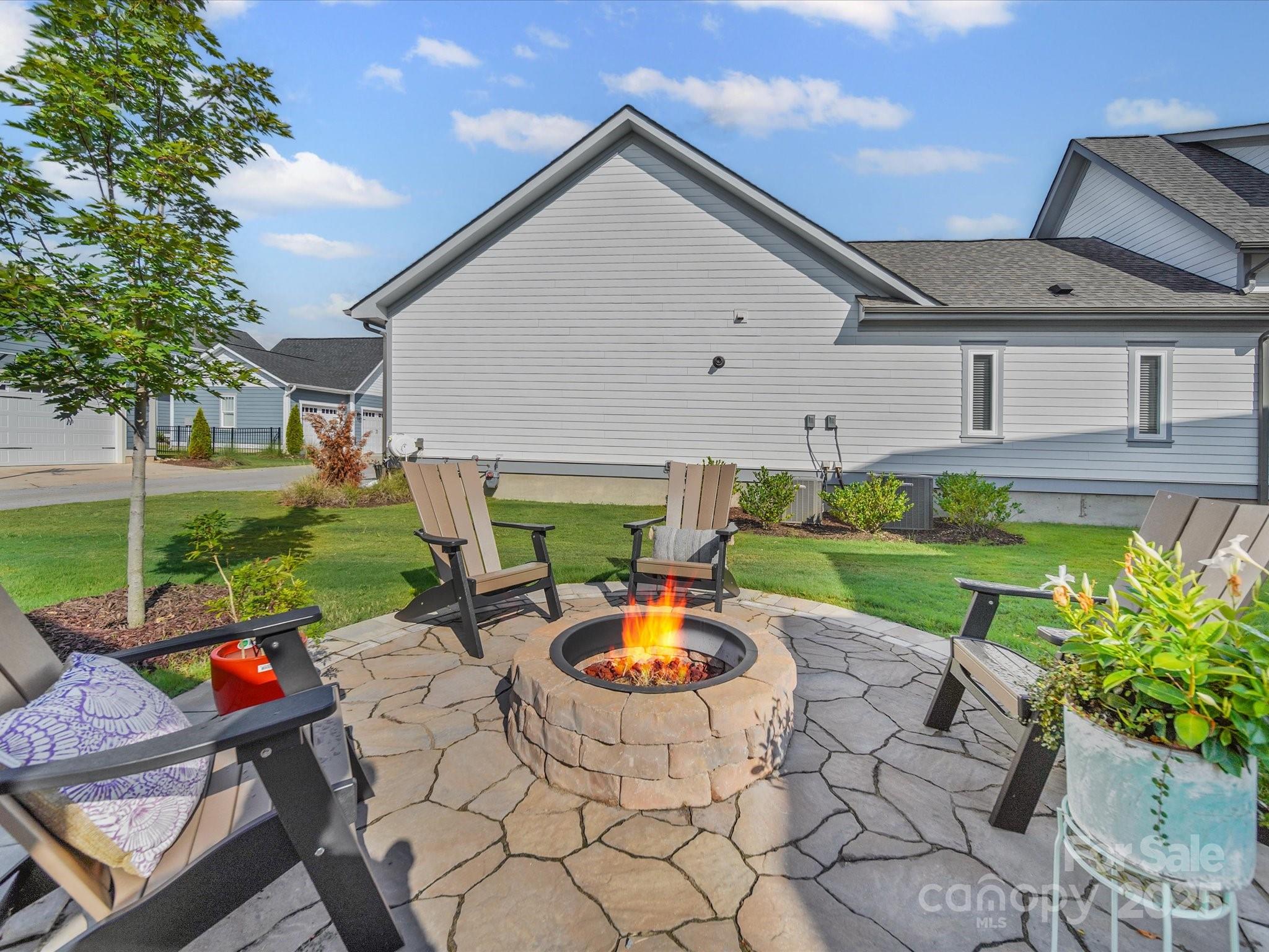 Riverwalk - Residential