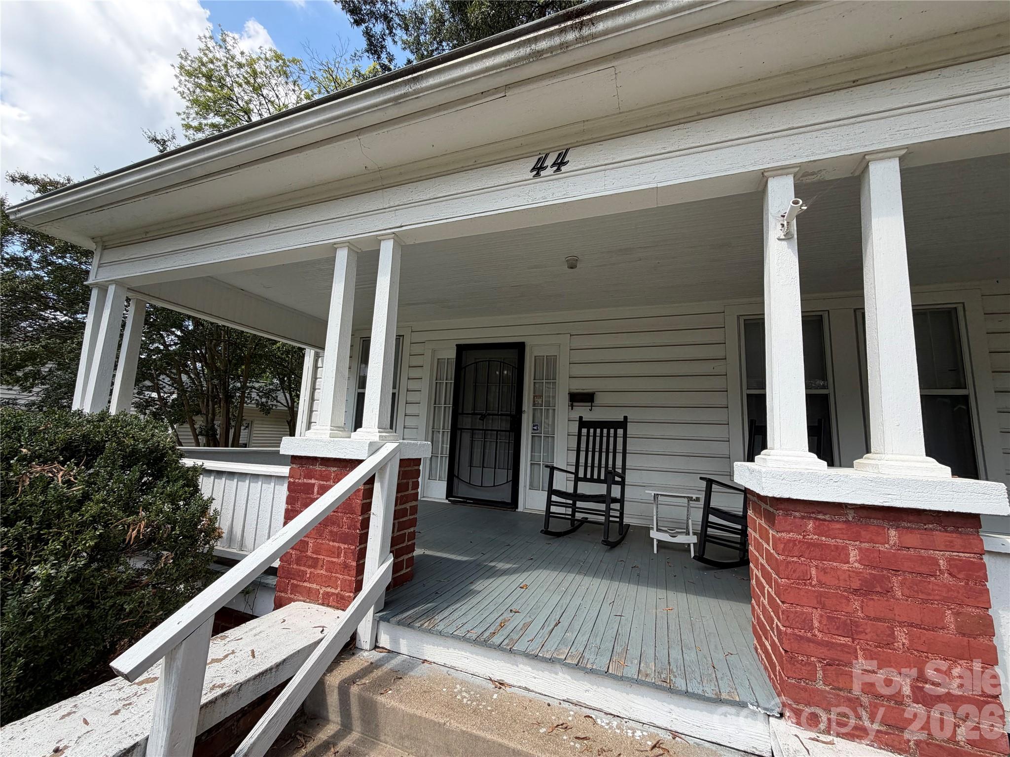 44 Academy Avenue NW