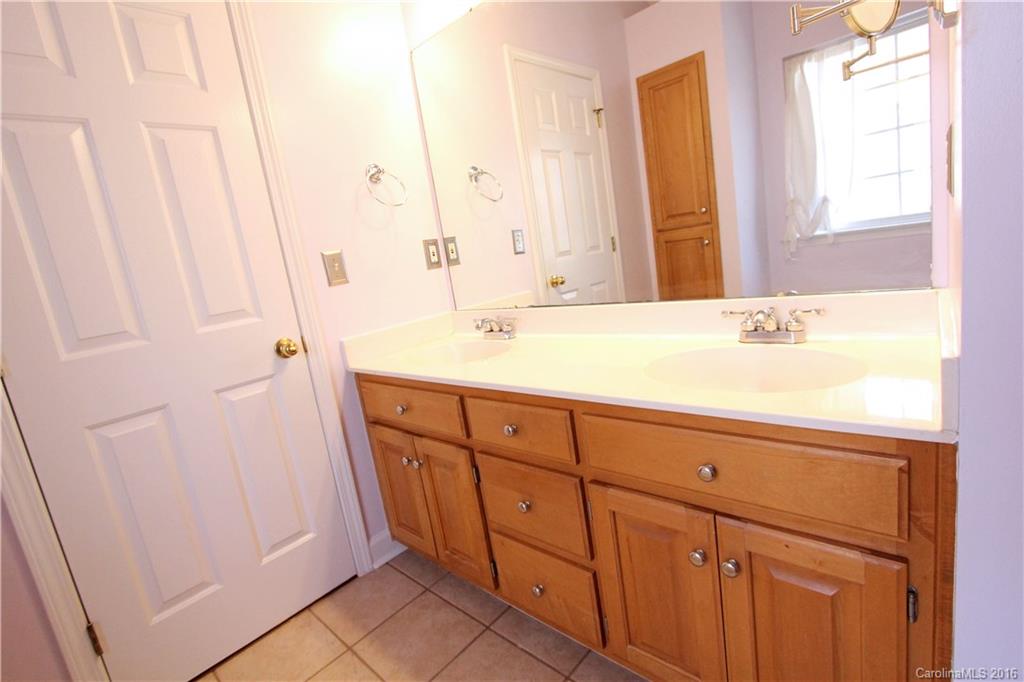 Hampton Ridge - Residential